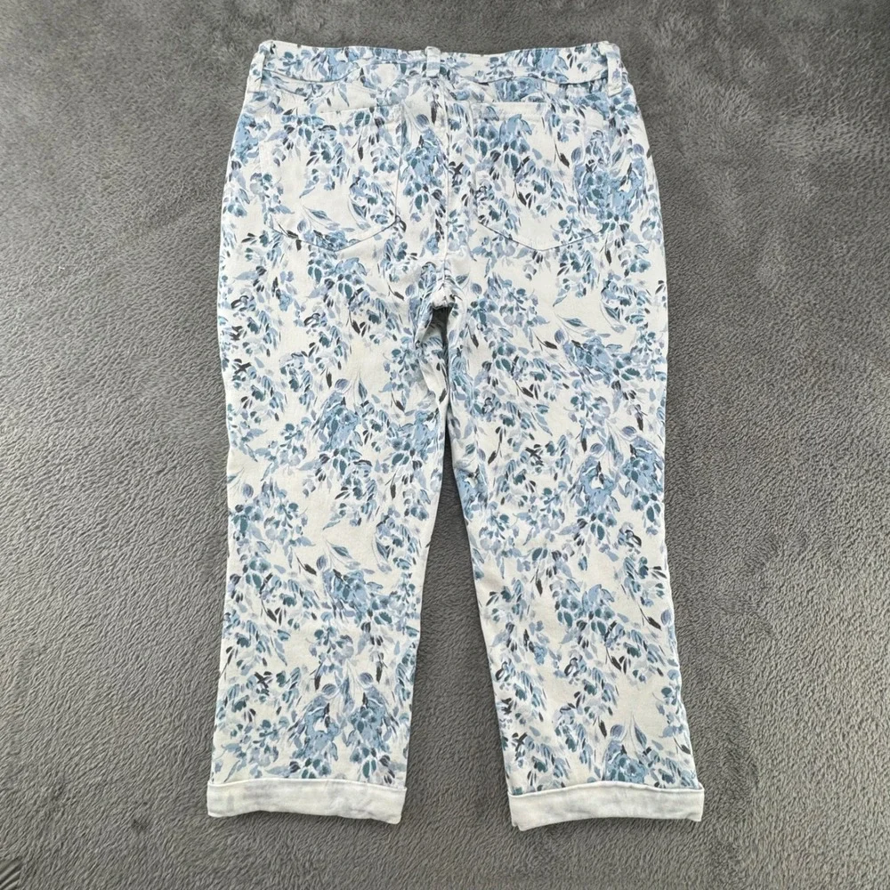 NYDJ Petite Floral Print Cropped Pants Size 8P‎ White Blue Slim Leg